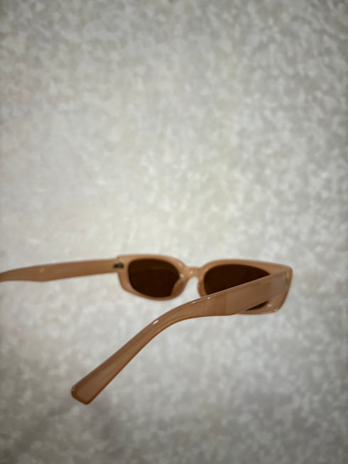 Vintage Fashionable Oval Shade Sunglasses